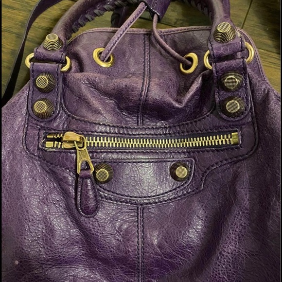 SOLD 😍😍Balenciaga pom pom / bucket bag - Picture 3 of 13